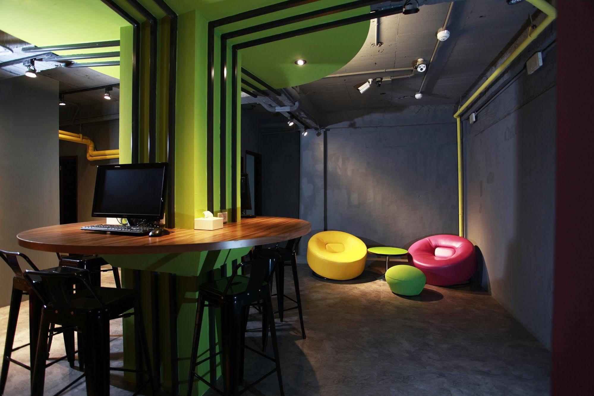 Backpackers Hostel - Ximen Ταϊπέι Εξωτερικό φωτογραφία